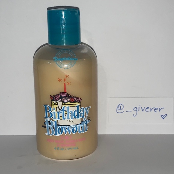 New Birthday Cake Blowout 3-in-1 & Spa Socks Gift Set Temptations Bath & Body - Picture 5 of 13